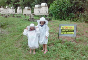 New beekeepers visit our apiary.